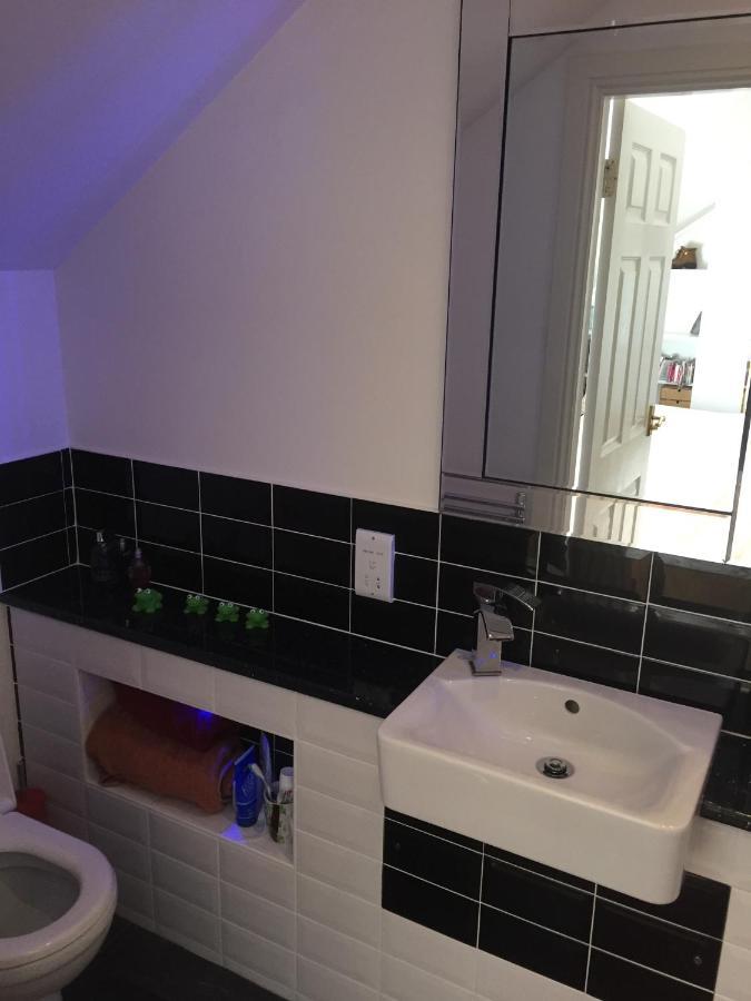 Spacious, Modern 3 Bedroom Luxury Flat In Centre Location Broughty Ferry Εξωτερικό φωτογραφία