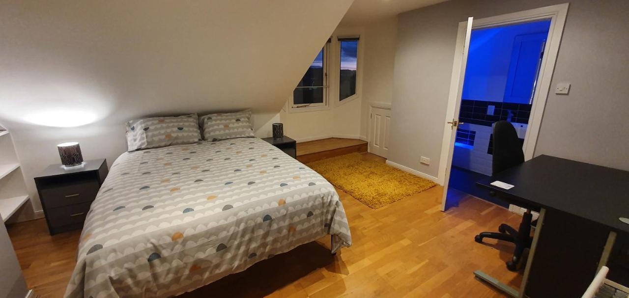 Spacious, Modern 3 Bedroom Luxury Flat In Centre Location Broughty Ferry Εξωτερικό φωτογραφία