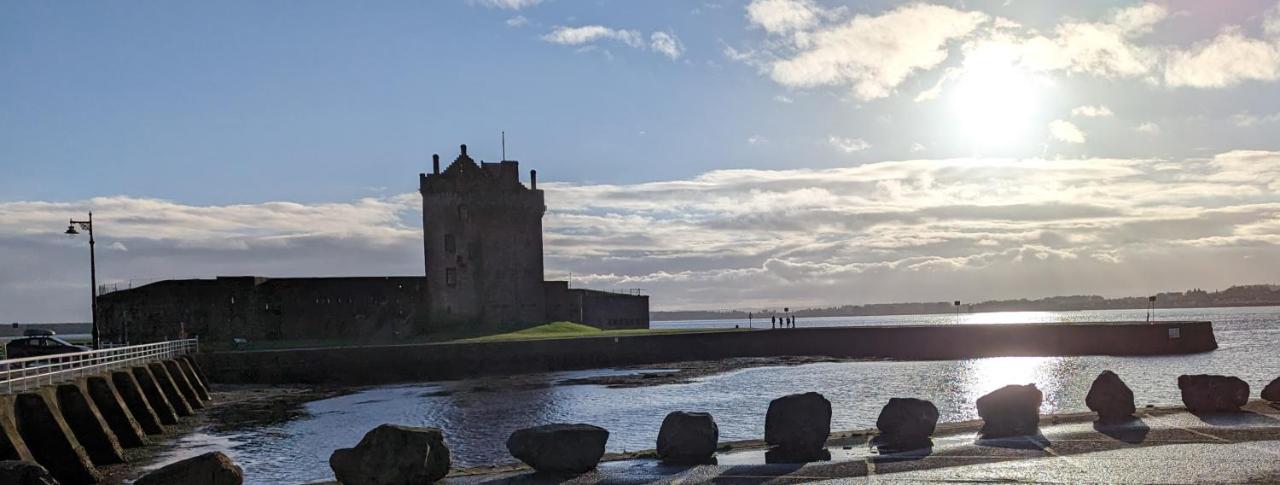 Spacious, Modern 3 Bedroom Luxury Flat In Centre Location Broughty Ferry Εξωτερικό φωτογραφία
